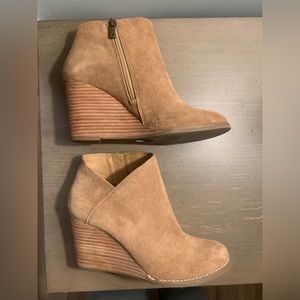 Lucky Brand wedges